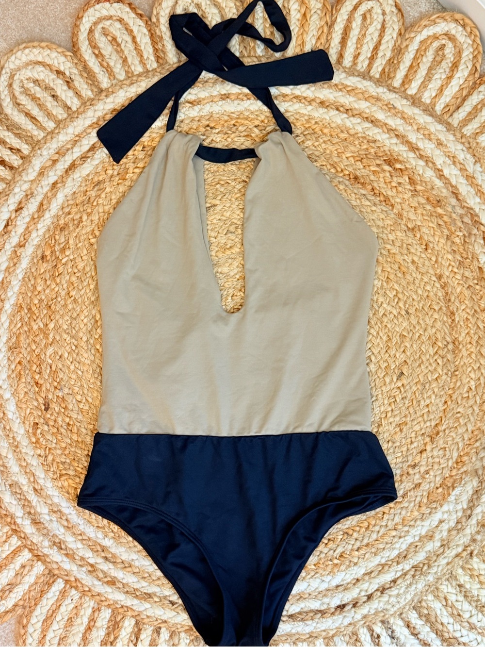 🌾 So‎ De Mei Two-Tone Halter One-Piece Swimsuit - Beige and Navy Black